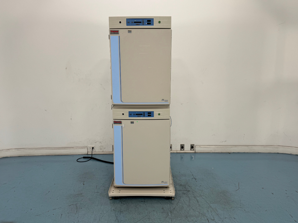 Image of Thermo Forma Steri-Cycle Doublestack CO2 Incubator
